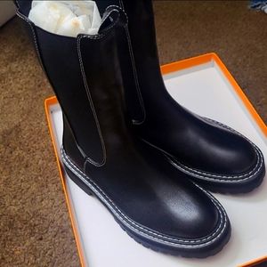 Chelsea Boot